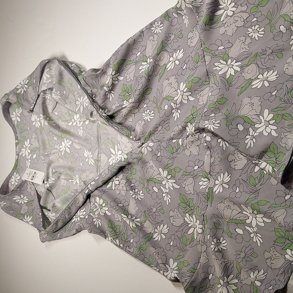 Silver Lilac Meadow Floral Sleeveless Fit & Flare Dress - Petite LOFT  Size 0 - Picture 8 of 12